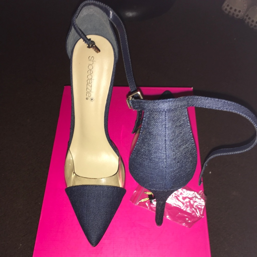Ankle Strap Pump